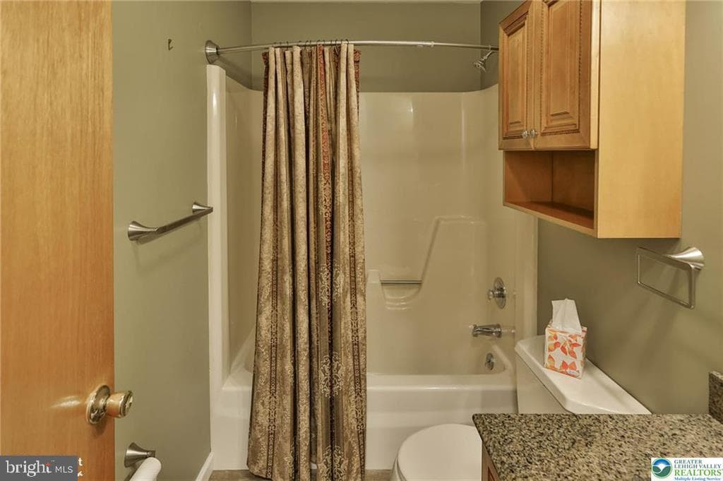 4354 Fieldstone photo 20