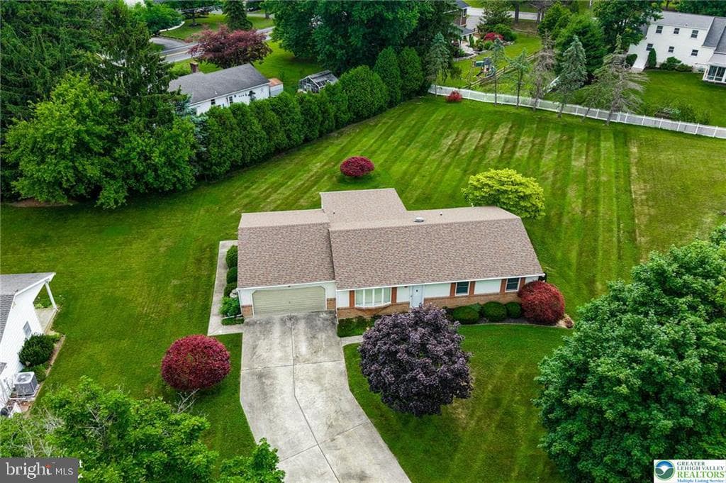 4354 Fieldstone photo 23