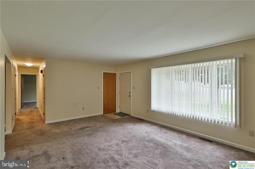 4354 Fieldstone photo 5