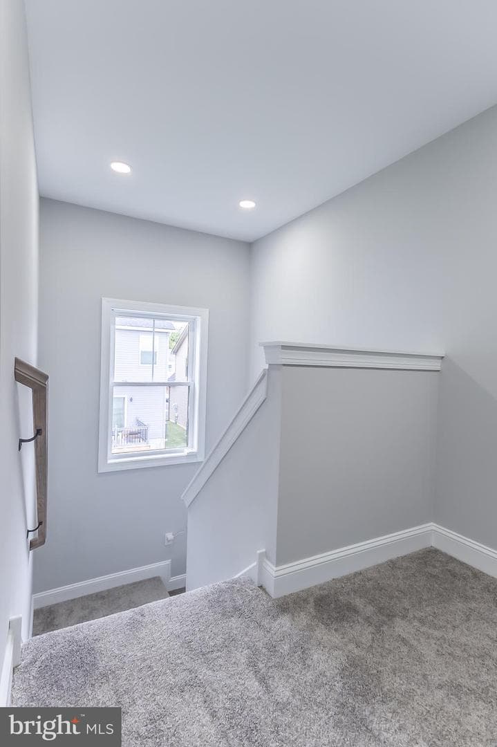 238 E Cumberland Street photo 46