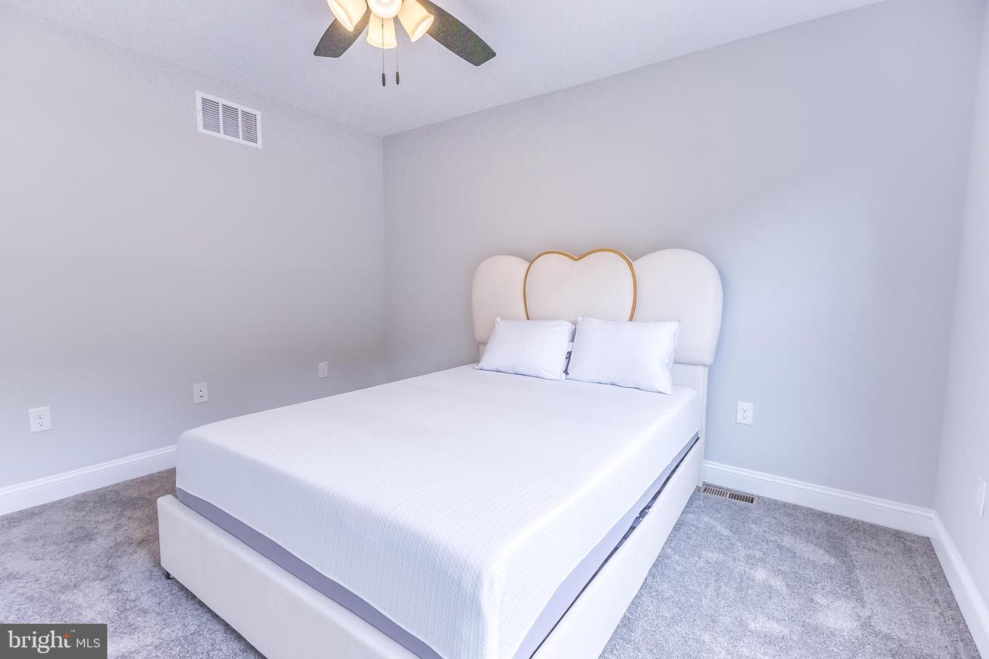 238 E Cumberland Street photo 50