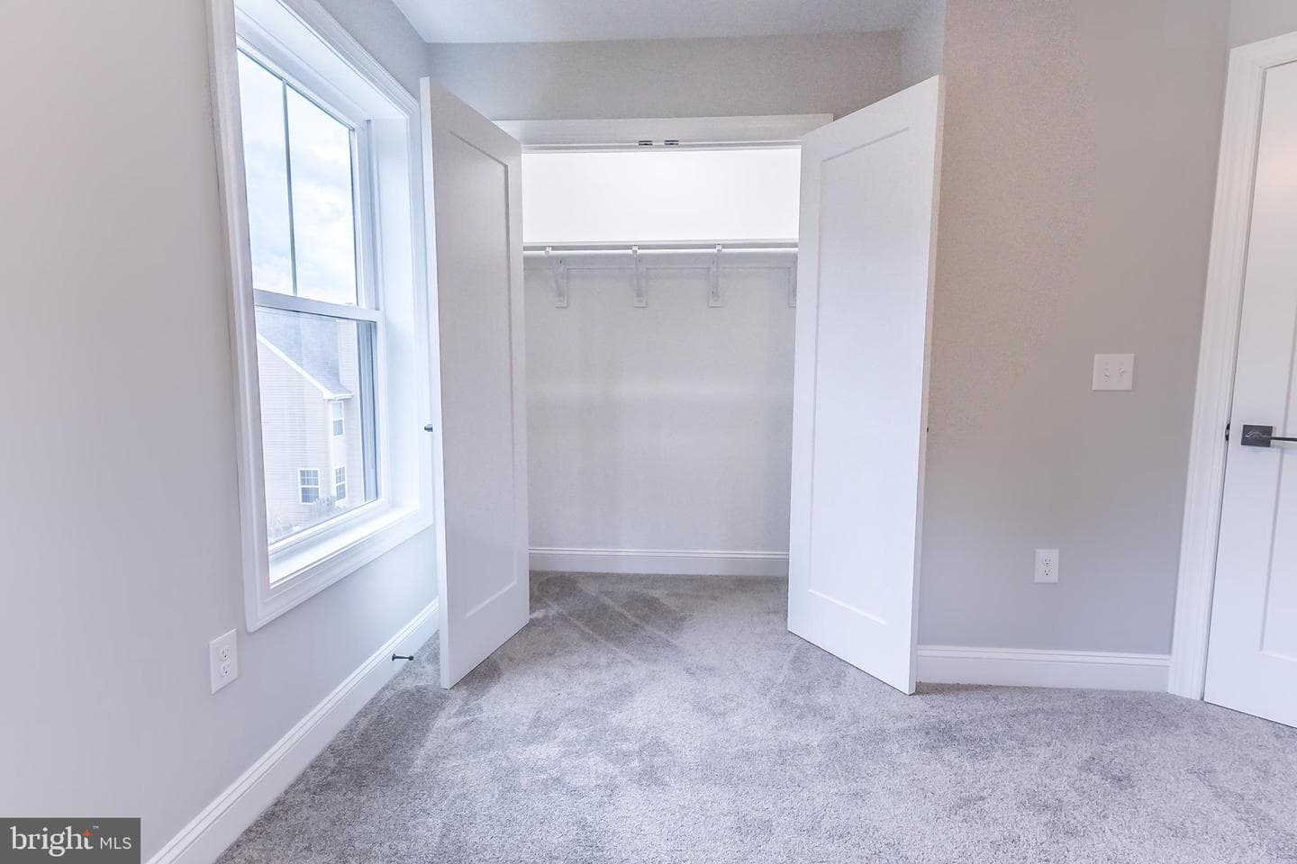 238 E Cumberland Street photo 56