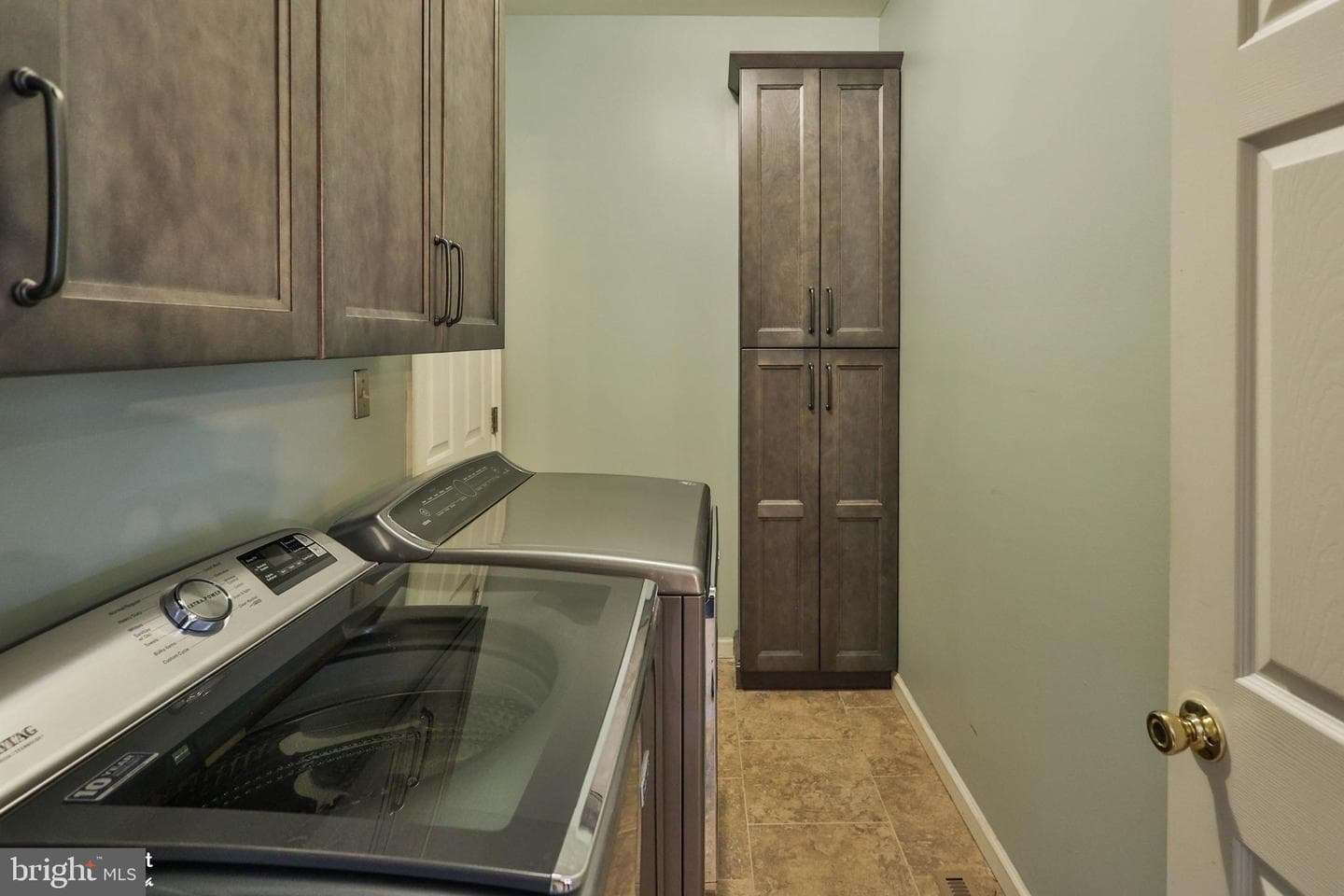 4826 Somerset Lane photo 17