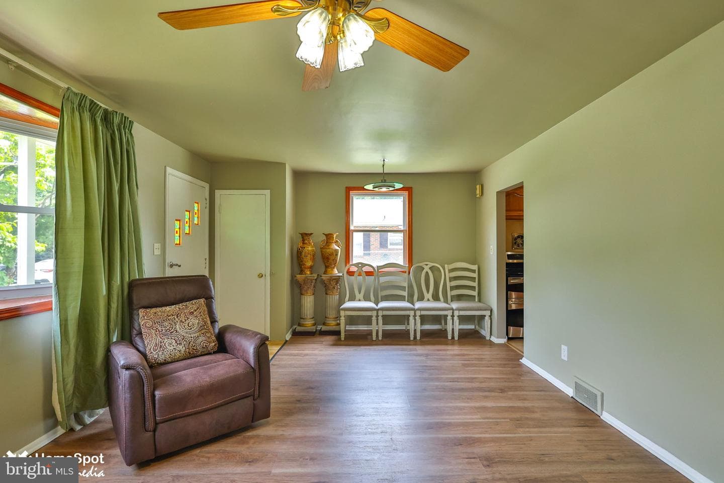 944 N Broad Street photo 11