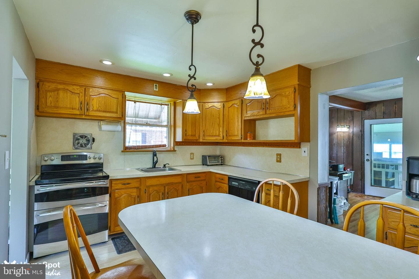 944 N Broad Street photo 17