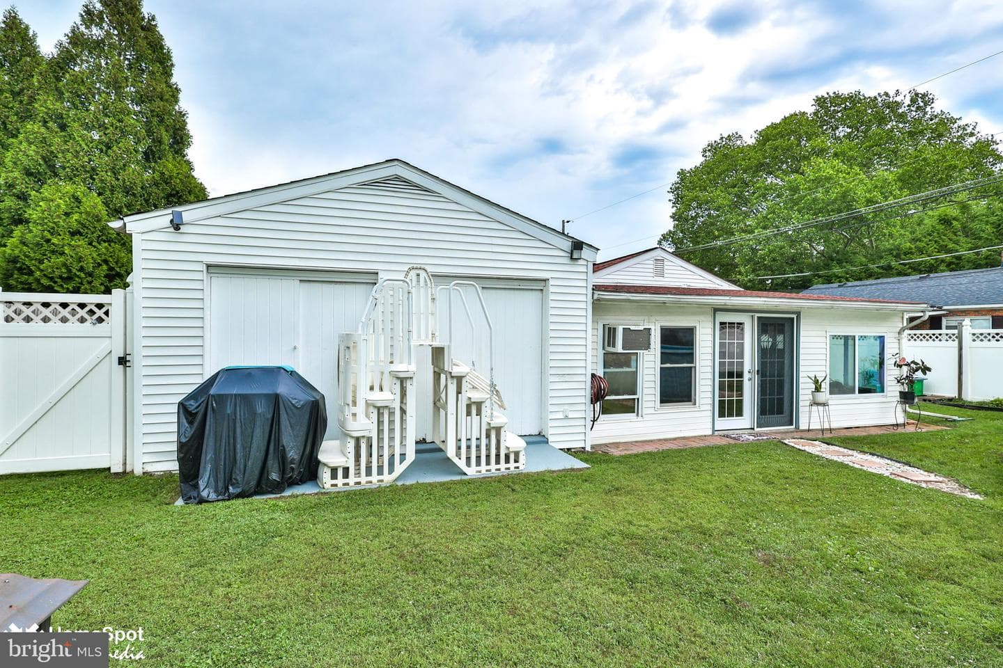944 N Broad Street photo 83
