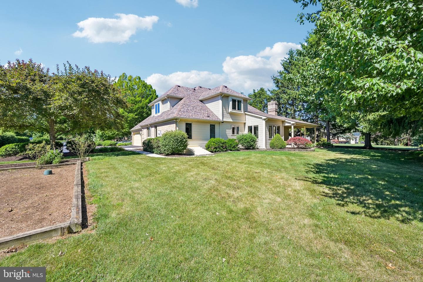4403 Newton Circle photo 59