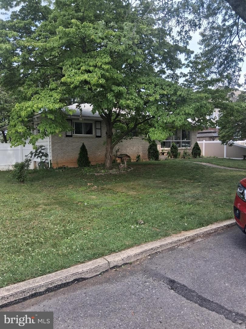 1611 S Race Street, Allentown