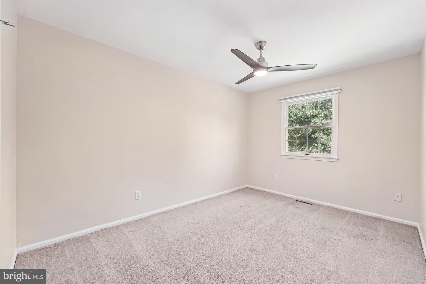 1899 Georgia Drive photo 18
