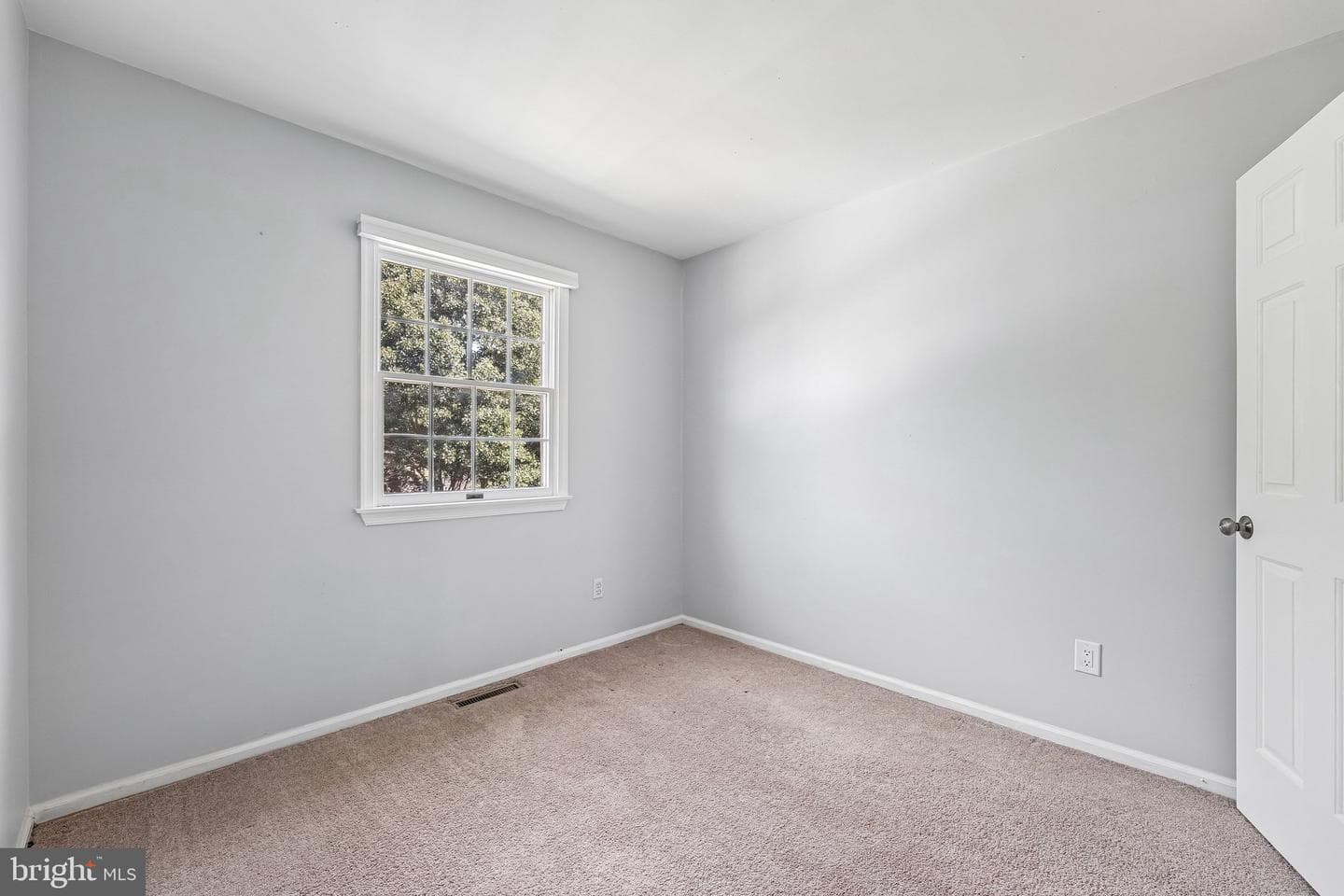 1899 Georgia Drive photo 20