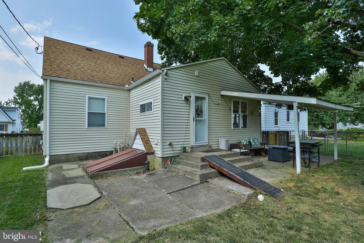 2310 E Woodlawn Street photo 46