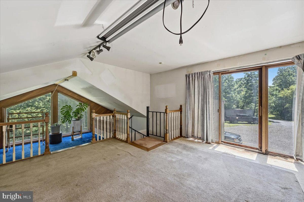 5340 2nd Street photo 16