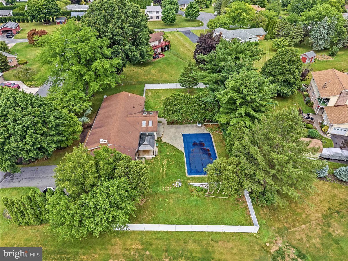 5429 Curtis Drive, Schnecksville