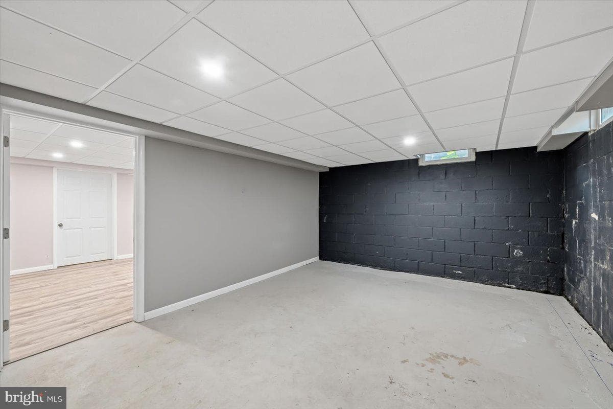 5429 Curtis Drive photo 32