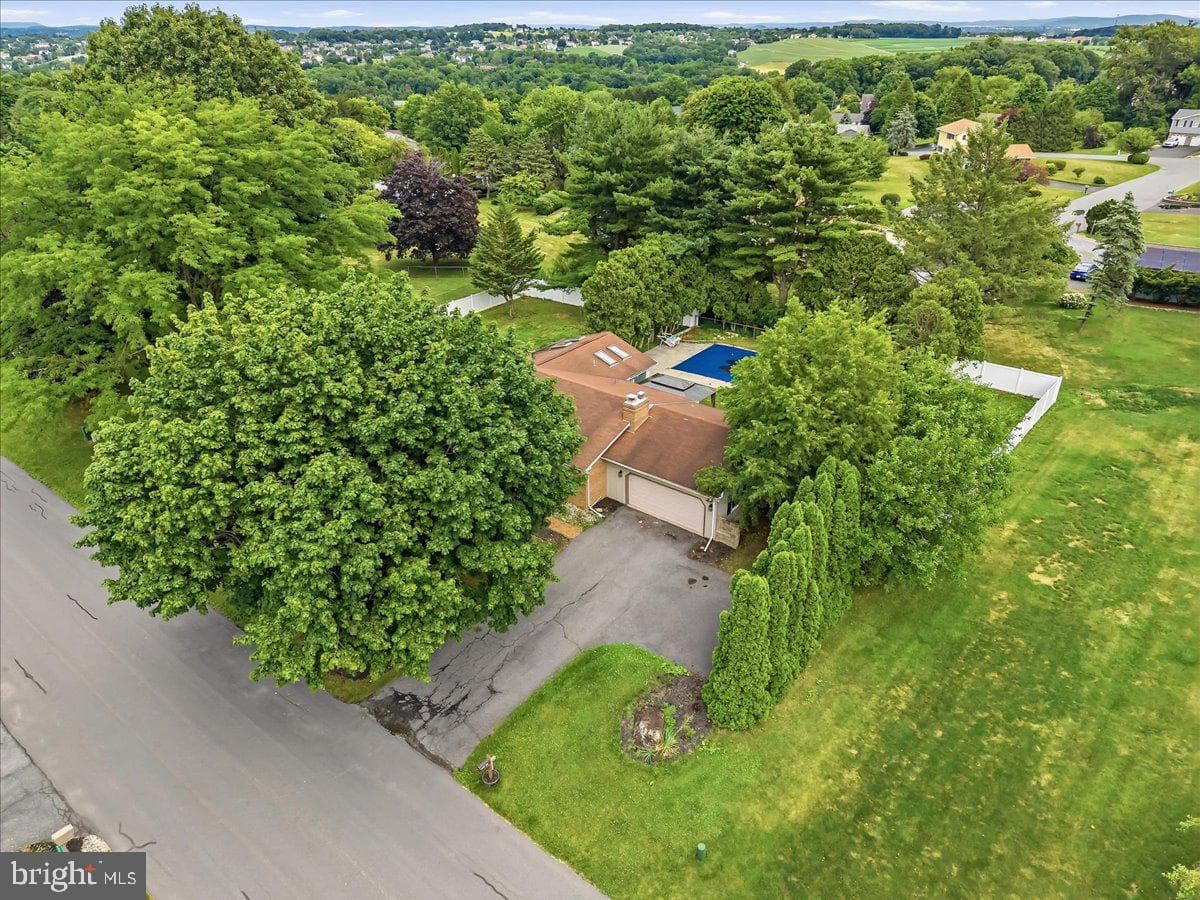 5429 Curtis Drive photo 47