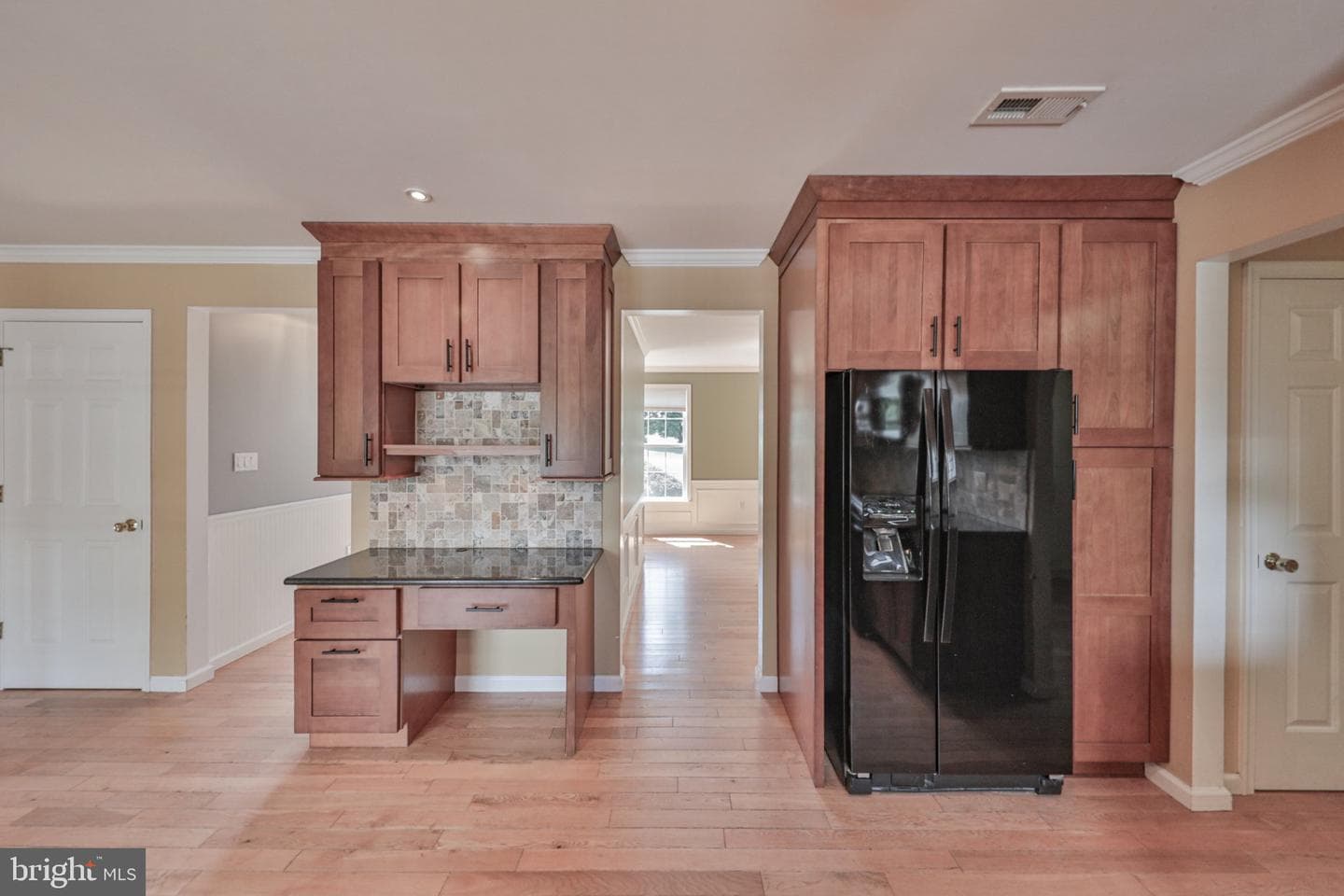 1639 Ashley Court photo 12