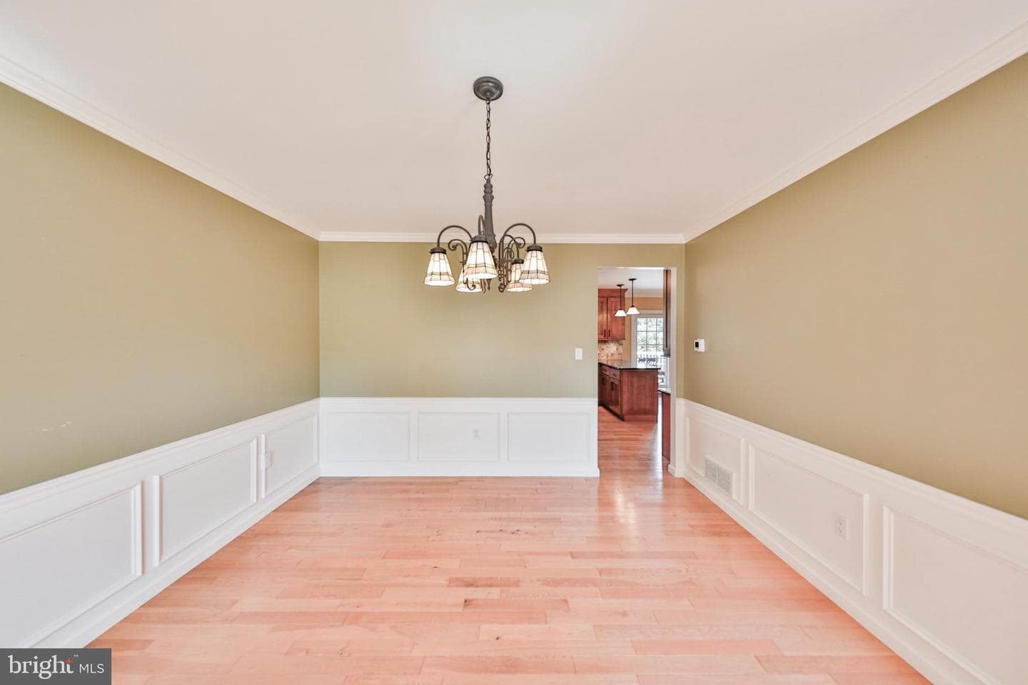 1639 Ashley Court photo 17