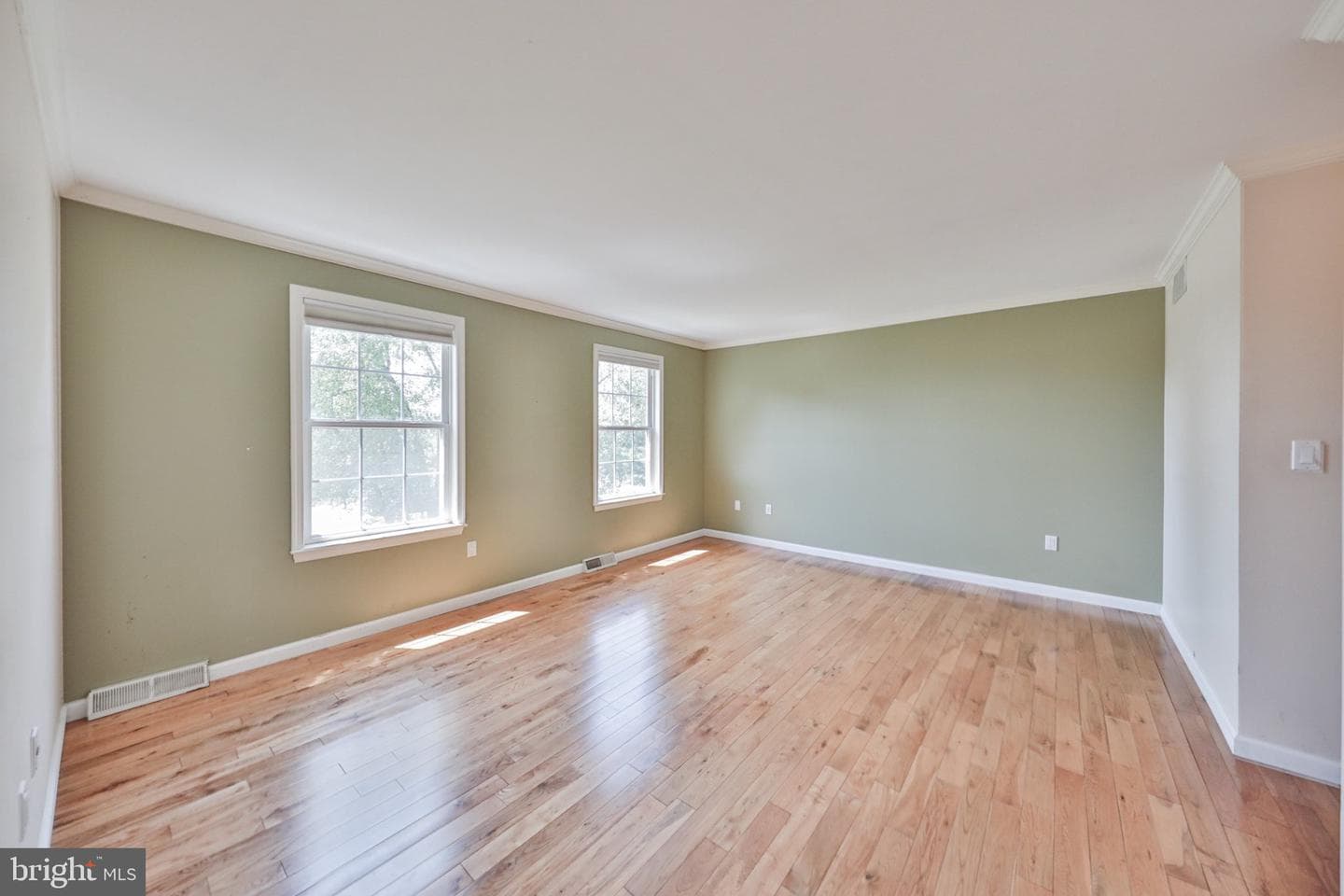 1639 Ashley Court photo 36