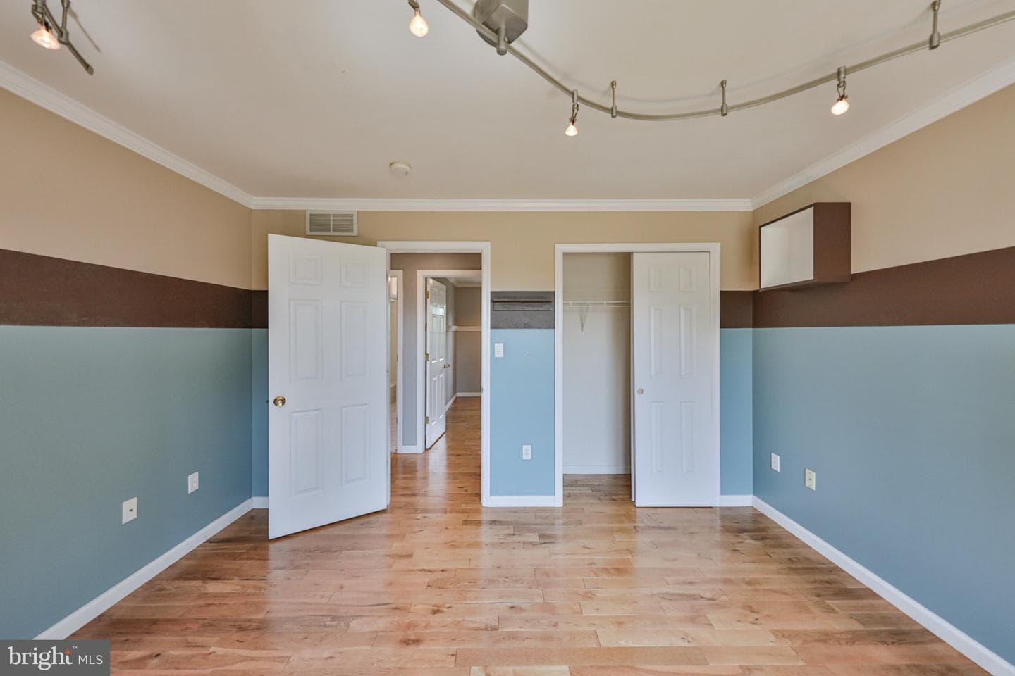 1639 Ashley Court photo 49