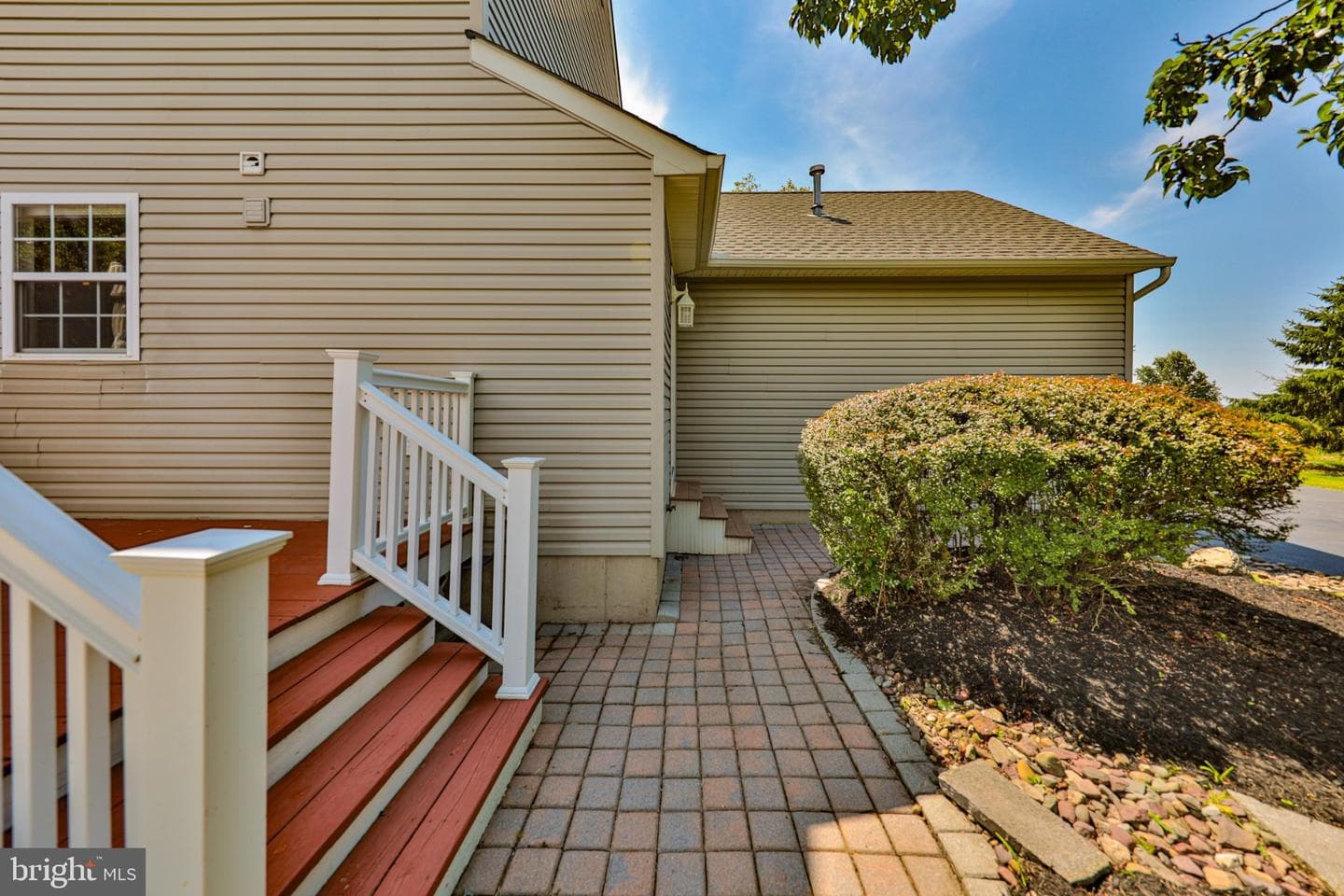 1639 Ashley Court photo 74