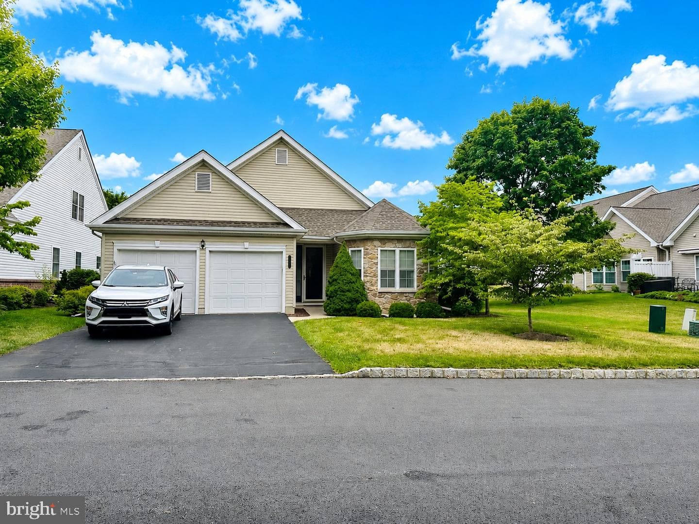 2757 Terrwood Drive E, Macungie