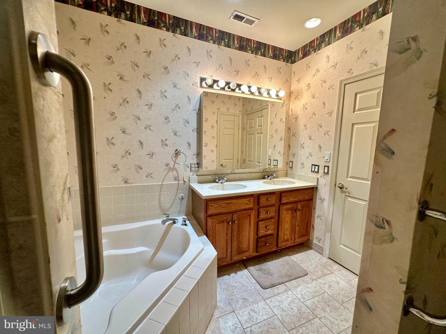 2757 Terrwood Drive E photo 23