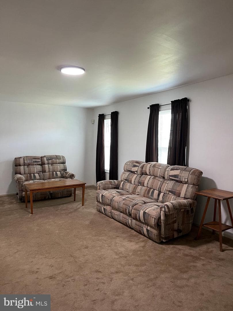 4258 Iroquois Street photo 6