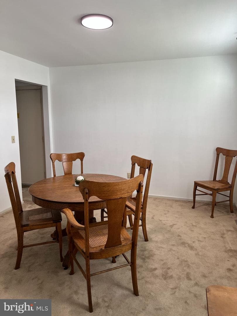 4258 Iroquois Street photo 7