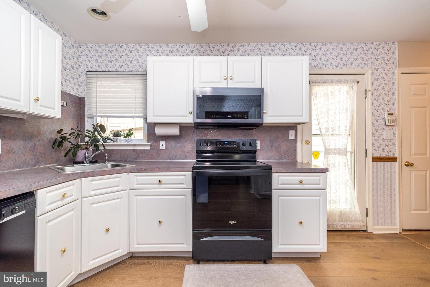 310 Oxford Place photo 15