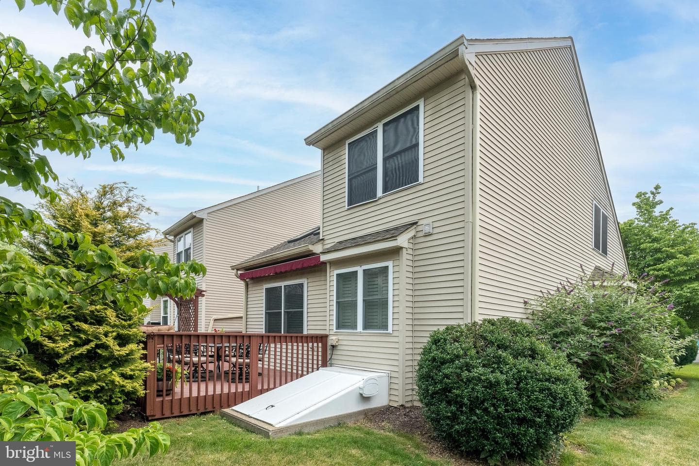 310 Oxford Place photo 48