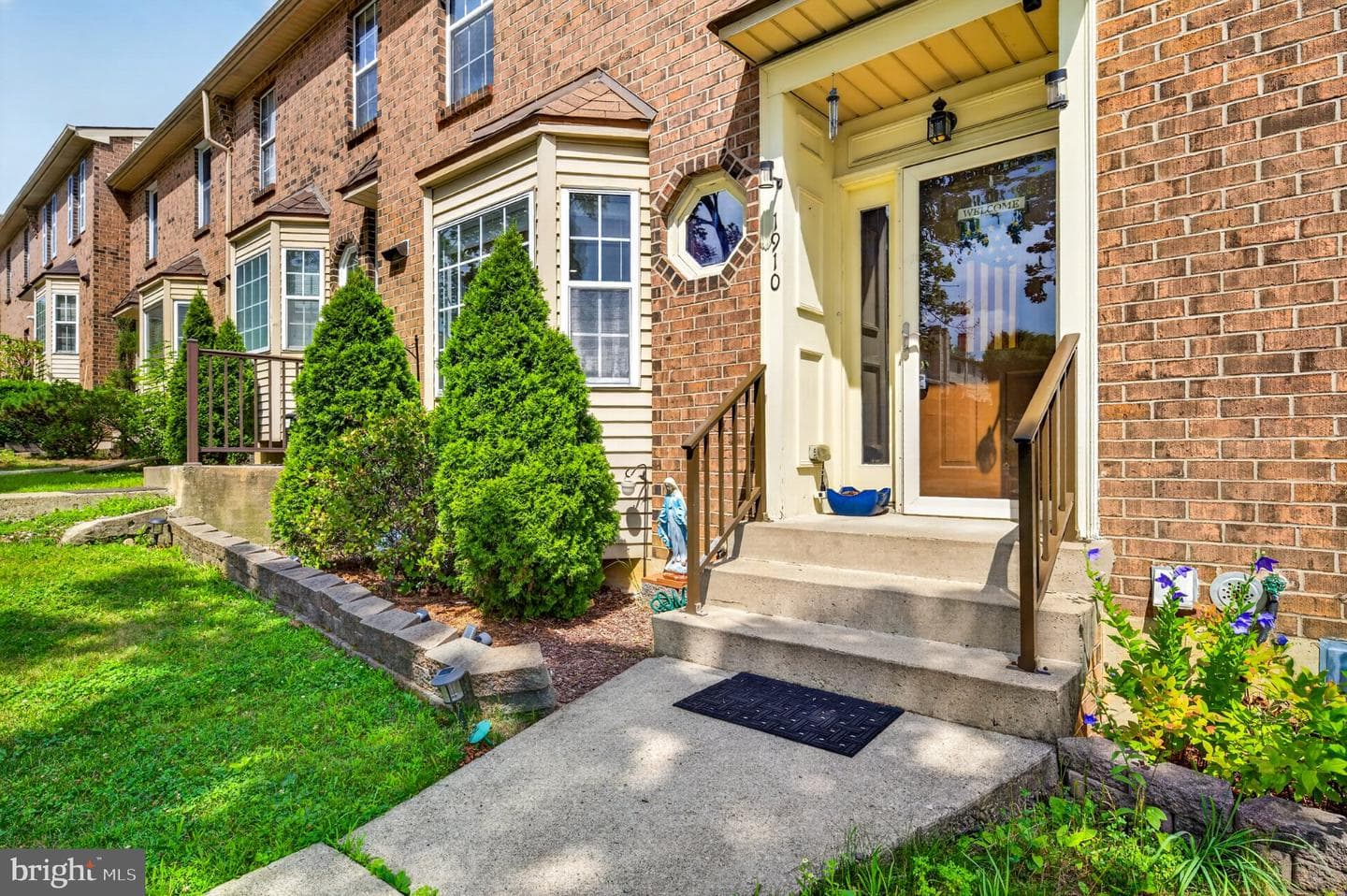 1910 Alberta Drive photo 14