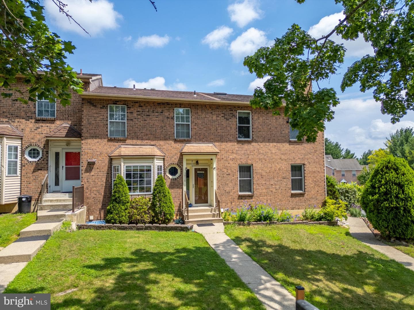 1910 Alberta Drive photo 5