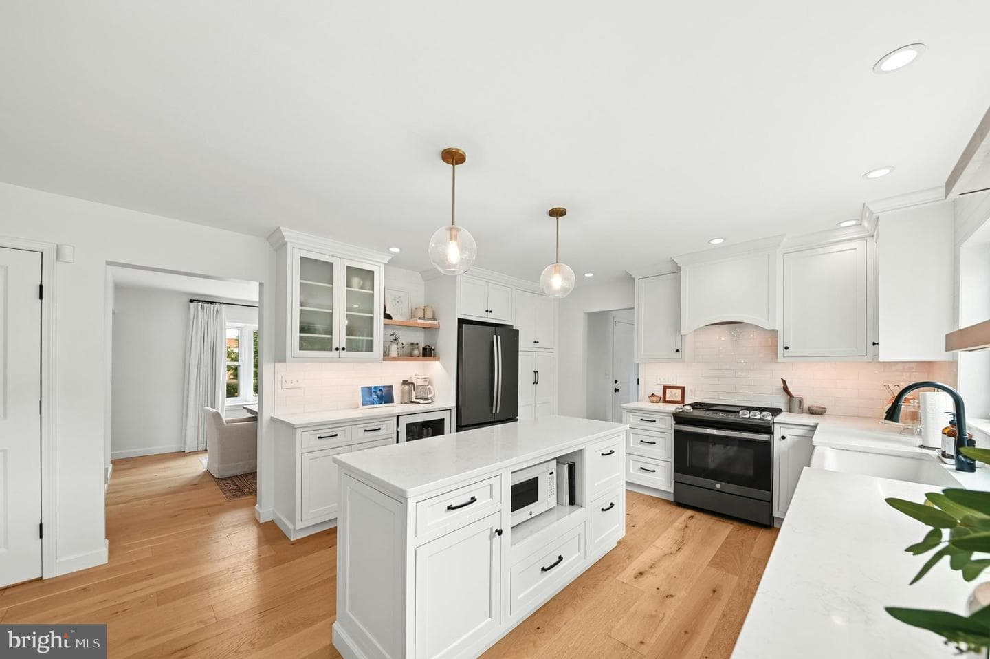 8018 Orchard View Lane photo 10
