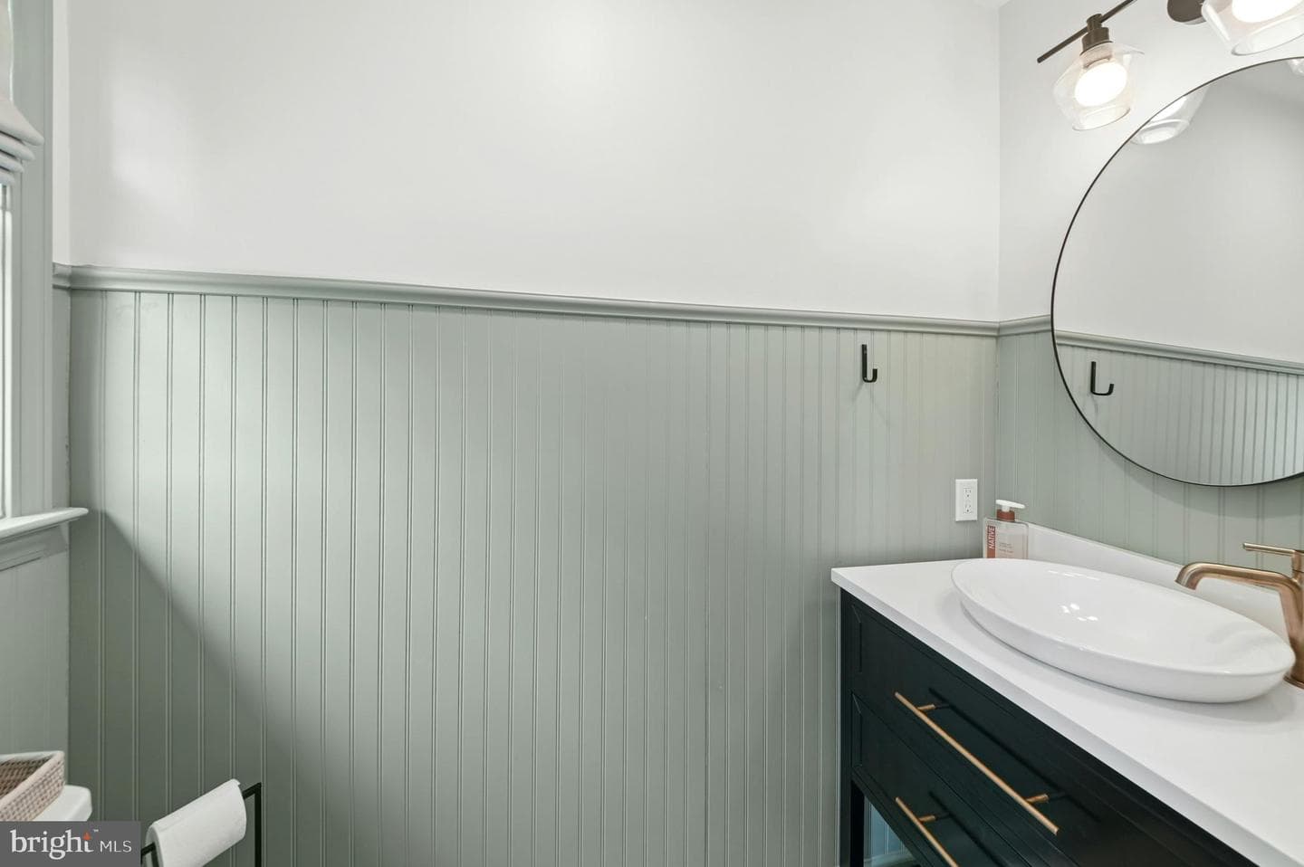 8018 Orchard View Lane photo 14