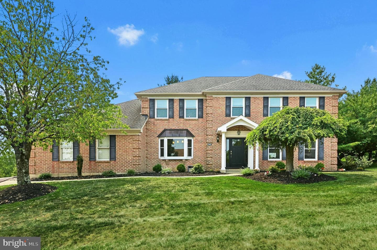 8018 Orchard View Lane photo 3