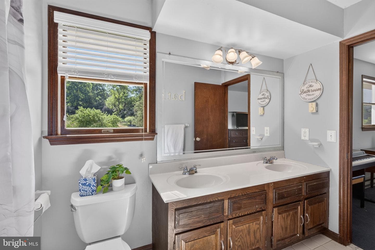 4124 Lawton Court photo 66
