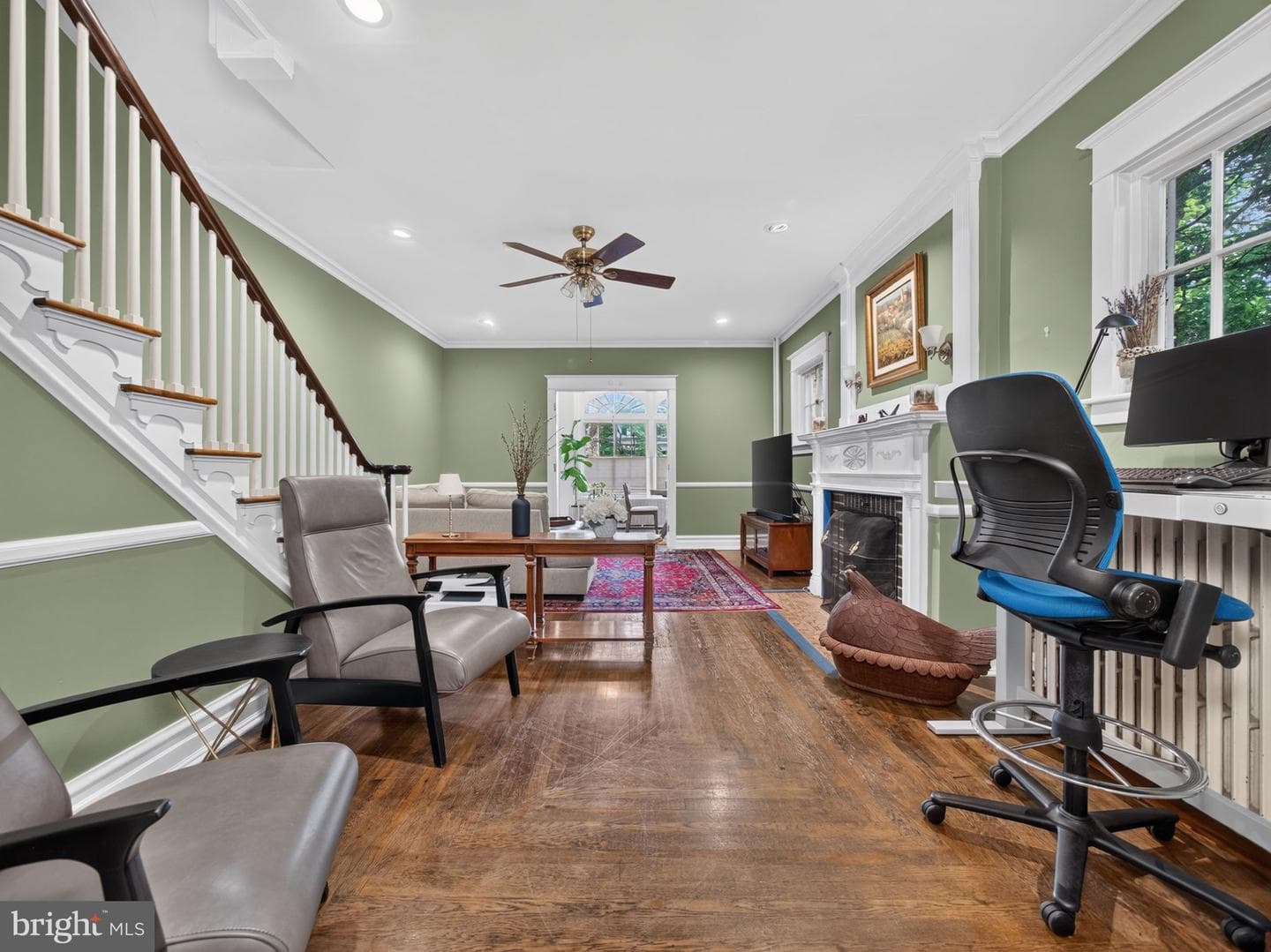 2445 W Allen Street photo 9