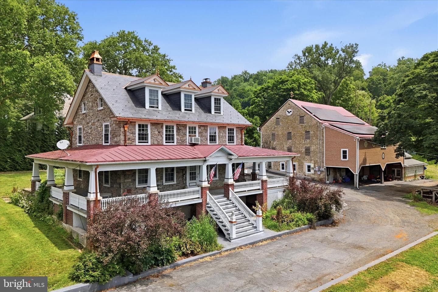 7701 Chestnut Street, Zionsville