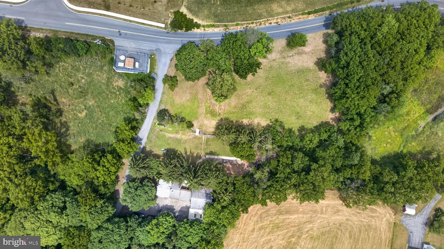 3940 Schneck Road photo 30