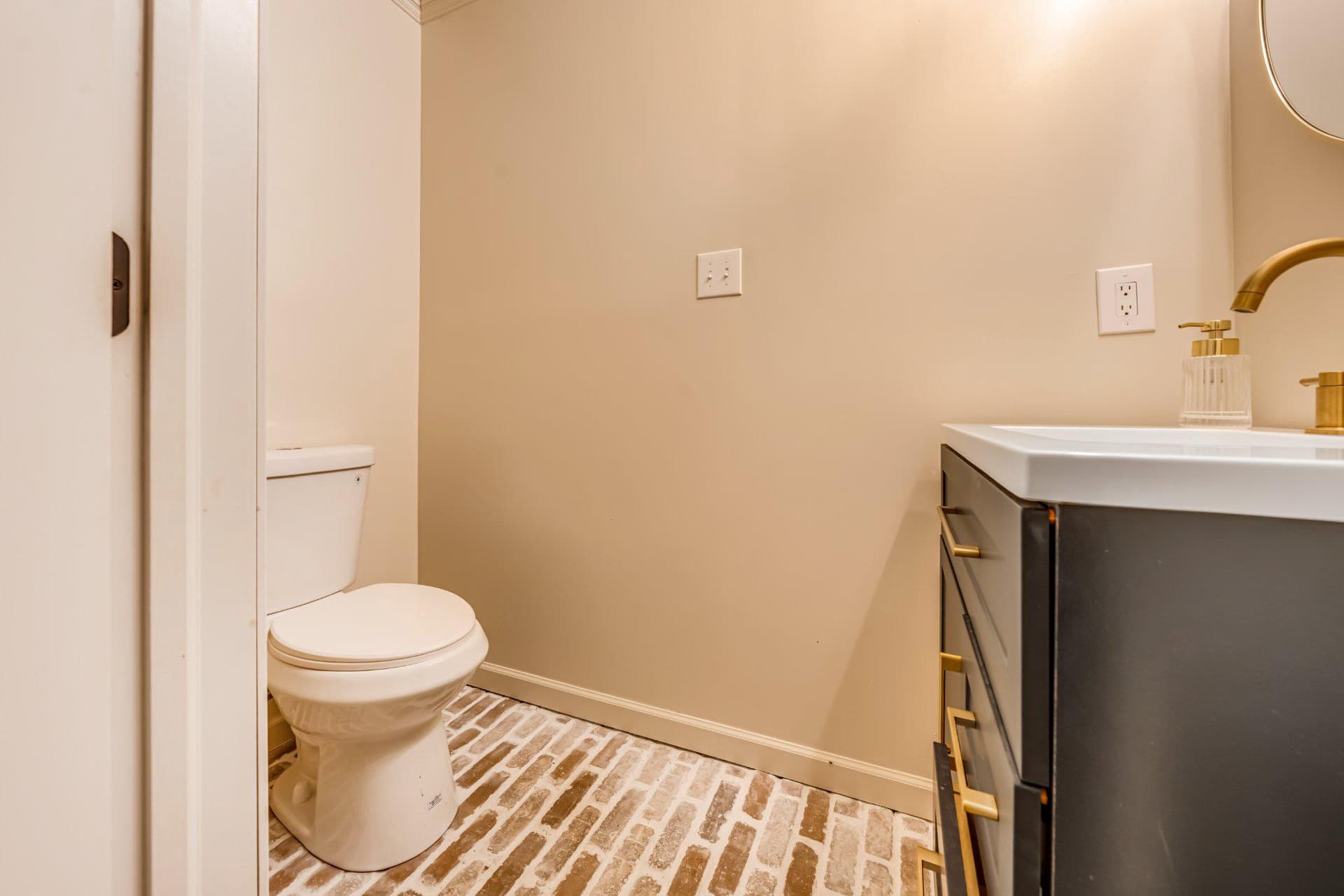 5121 Cassidy Drive photo 14