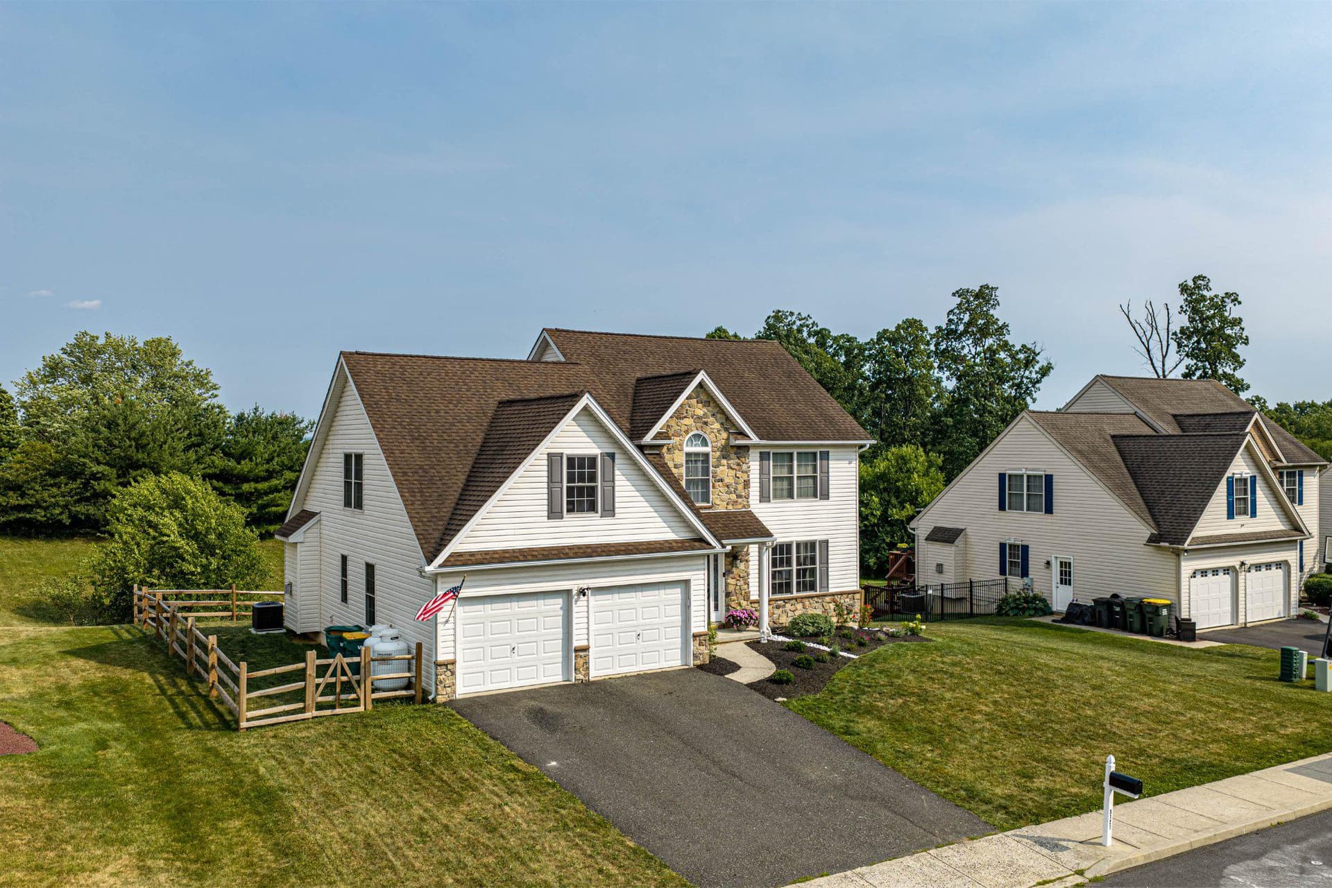 5121 Cassidy Drive photo 3