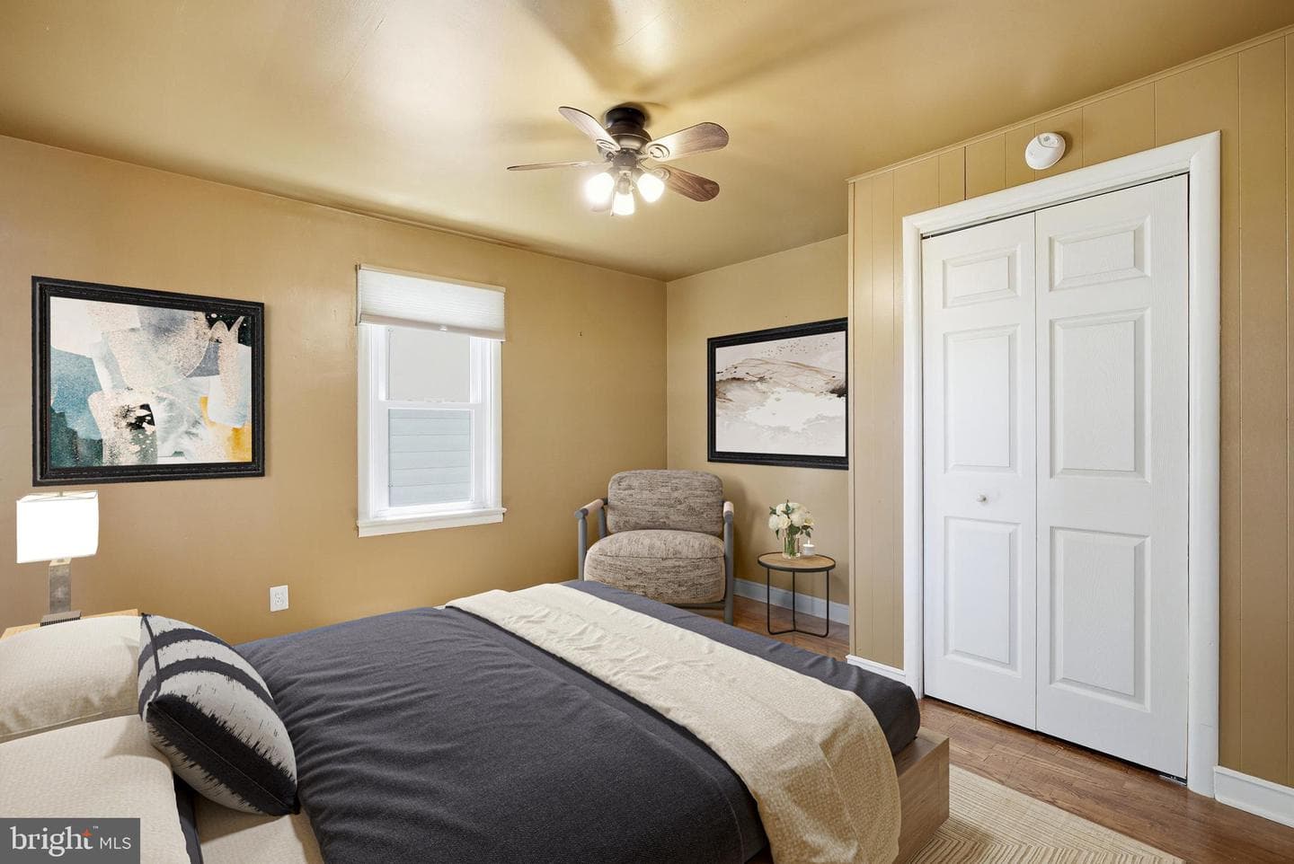 868 N Irving Street photo 13