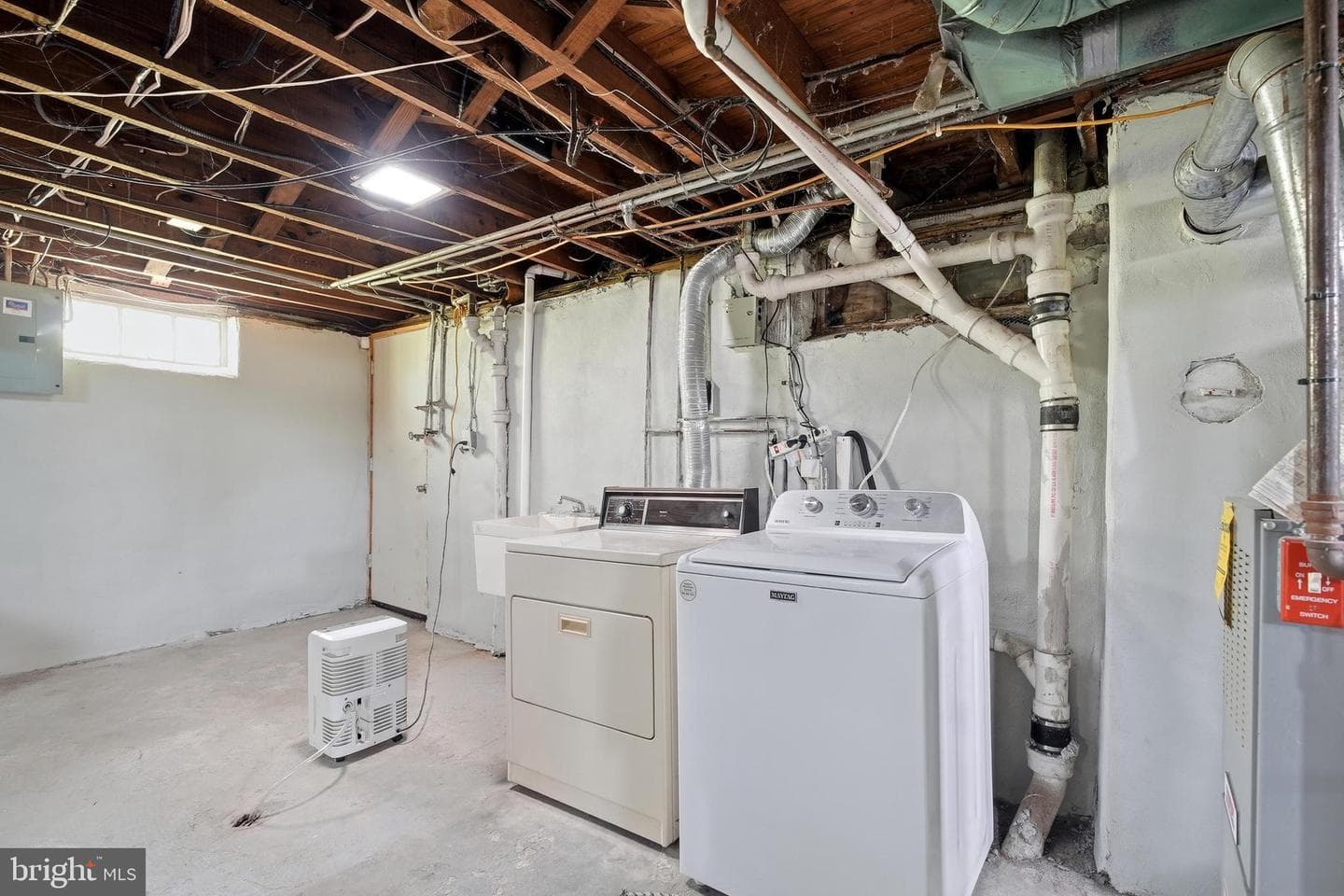 868 N Irving Street photo 37