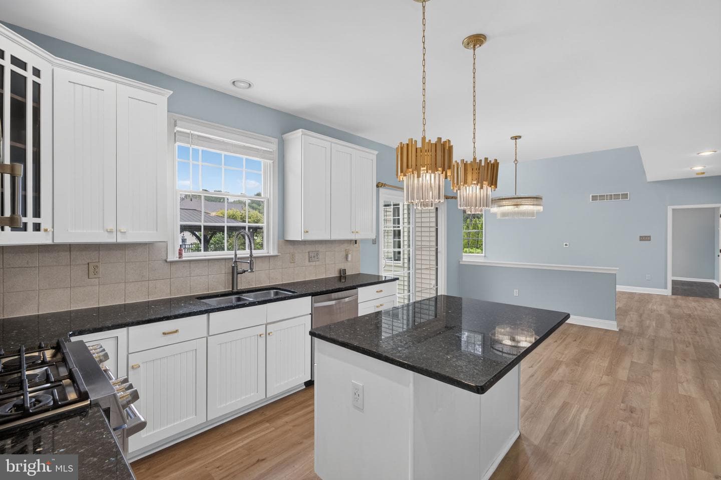 5007 W Saucon Avenue photo 22