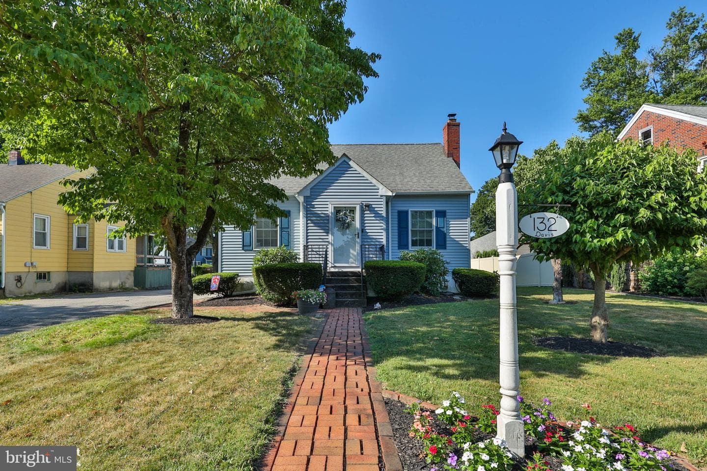 132 E Landis Street photo 1