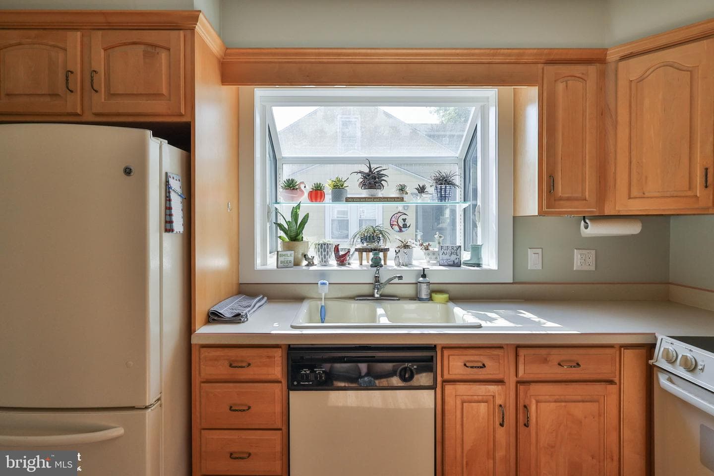 132 E Landis Street photo 21