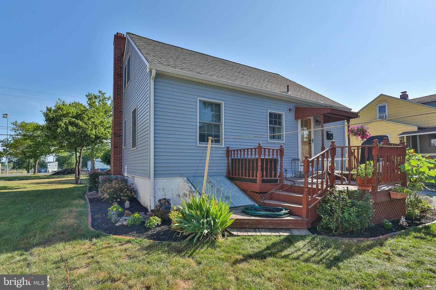 132 E Landis Street photo 54