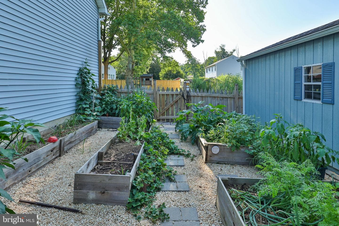 132 E Landis Street photo 61