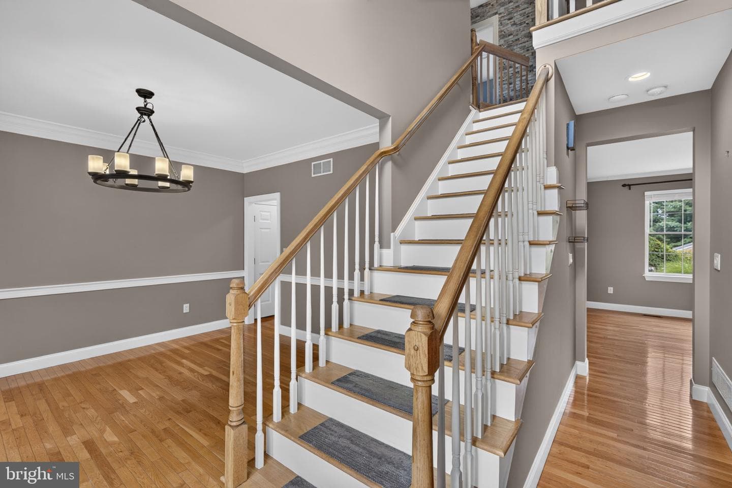 6719 Mink Road photo 3