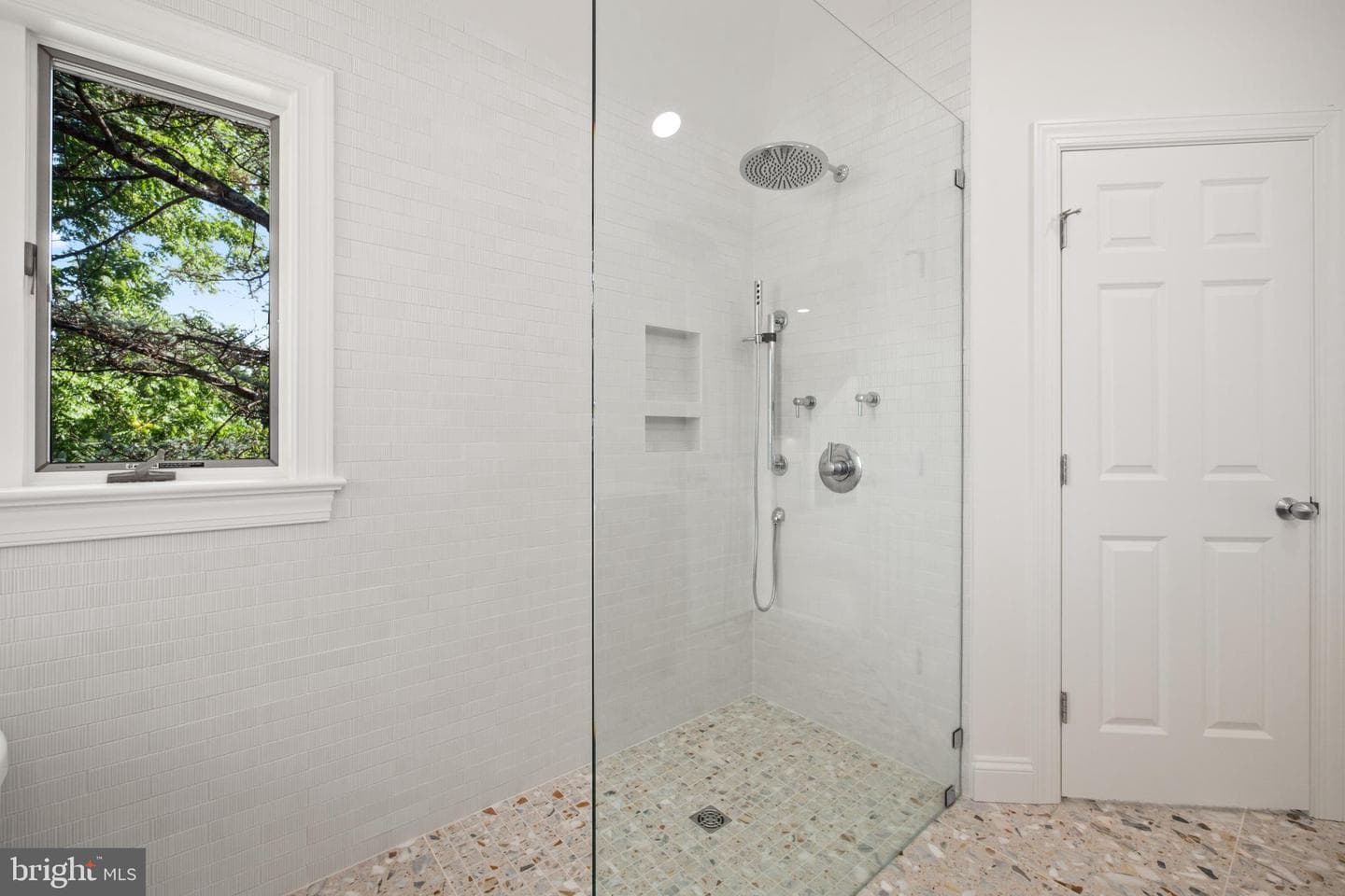 4807 Leeds Court photo 35